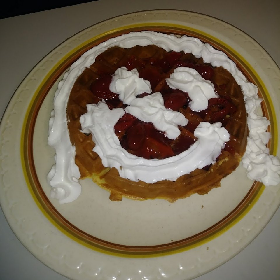 Belgian Waffle Service with a Smile